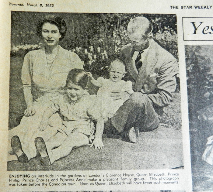 Queen Elizabeth and family 1952 on Clarence House lawn