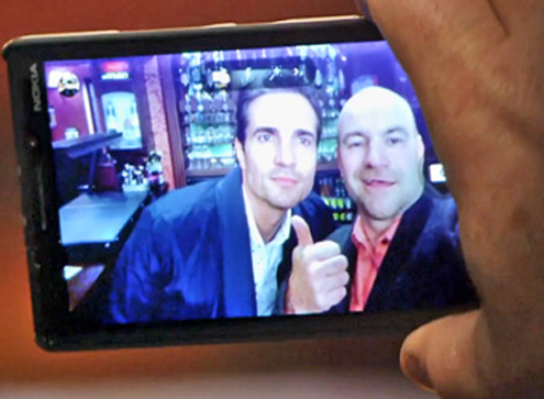 celebrity pic tim-takes-selfie-with-tommy