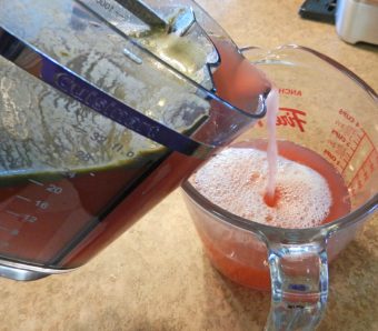 pouring-rhubarb-juice