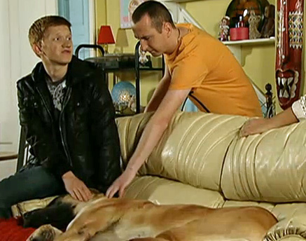 schmeichel-feeling-ill Schmeichel on couch with Ches, Kirk and Katy - a boy and his dog