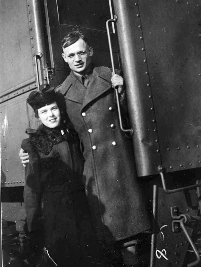 george and ruby anger troop train 1942 - remembering