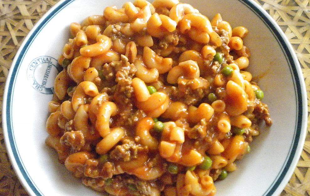 tomato-mac-in-bowl-photo-d-stewart tomato-macaroni-in-bowl-photo-d-stewart