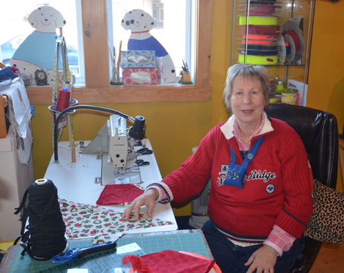 Margaret Wedge, prop. Island Petwear photo d stewart