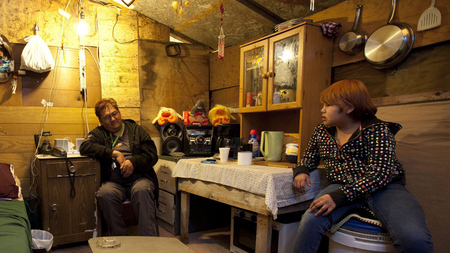 house interior Attawapiskat news.sympatico.cbc.ca 9 Dec 2011