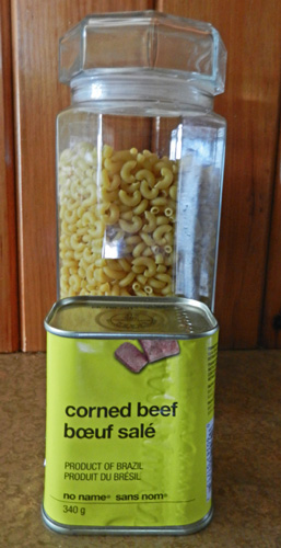corned-beef-can photo d stewart
