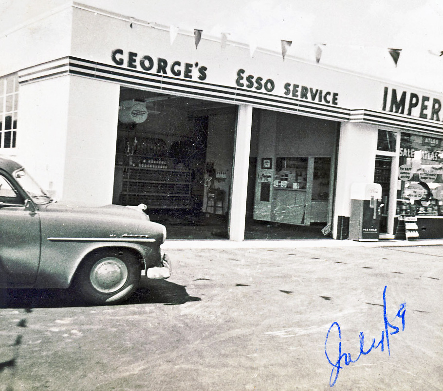 georges-esso-july-1959-photo-r-anger