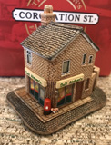 corner-shop-lilliput-lane