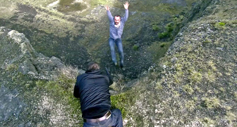 billy-falls-off-cliff billy-falls-off-cliff