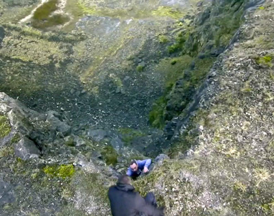 peter-reaches-for-billy peter-reaches-for-billy